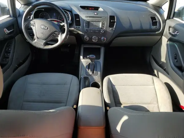 KNAFX4A81G5505380 2016 KIA FORTE - Image 8