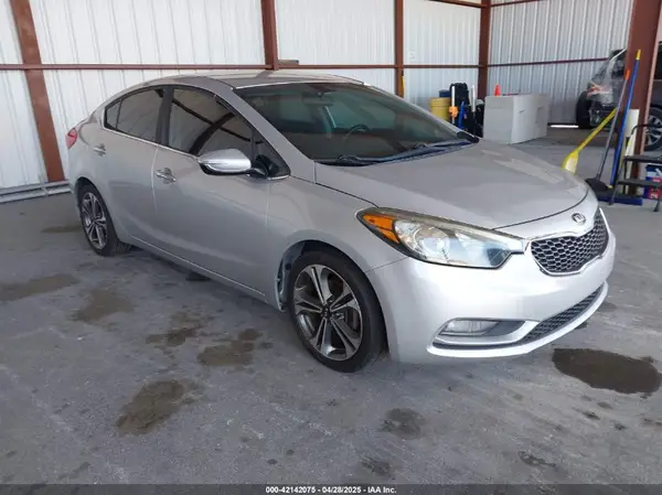 KNAFX4A81G5528190 2016 KIA FORTE - Image 1