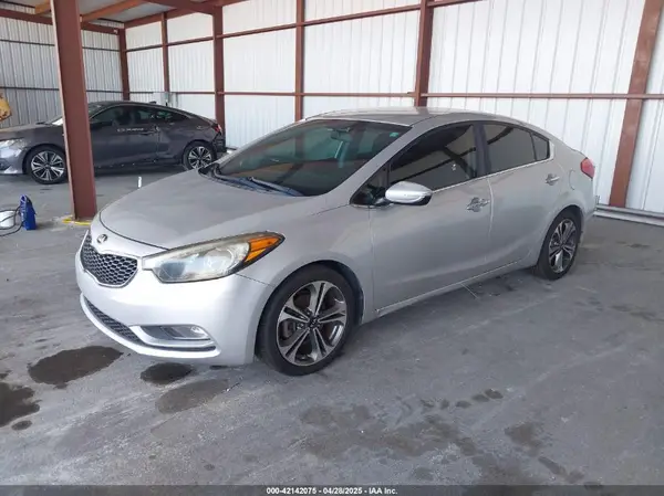 KNAFX4A81G5528190 2016 KIA FORTE - Image 2