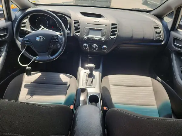 KNAFX4A81G5546575 2016 KIA FORTE - Image 8