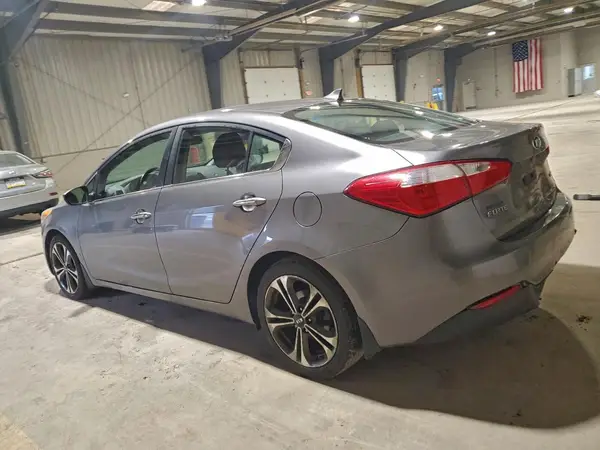 KNAFX4A82G5490808 2016 KIA FORTE - Image 2