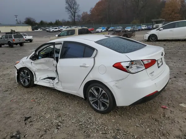KNAFX4A82G5491070 2016 KIA FORTE - Image 2