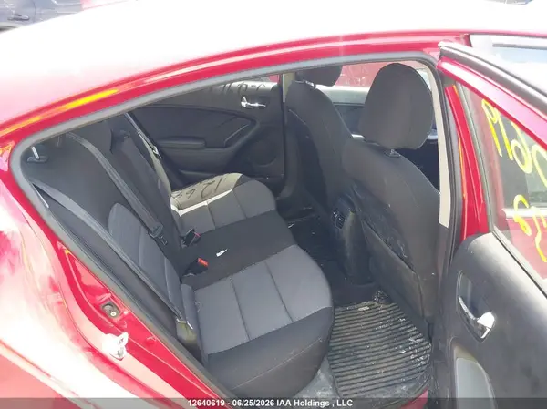 KNAFX4A82G5491232 2016 KIA FORTE - Image 8