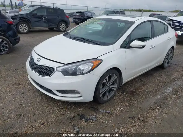 KNAFX4A82G5525699 2016 KIA FORTE - Image 2