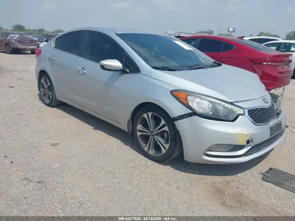 KNAFX4A82G5529512 2016 KIA FORTE - Image 1