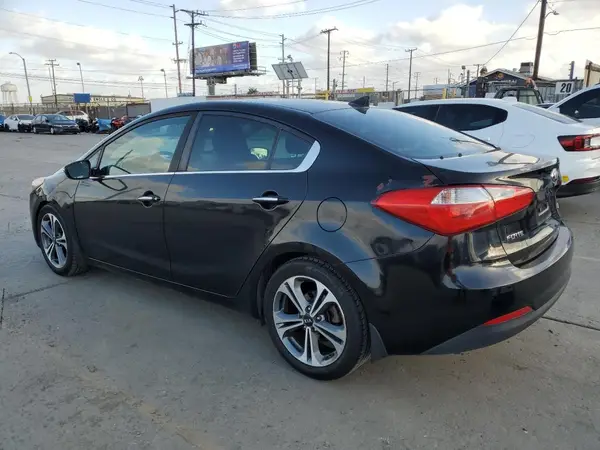 KNAFX4A82G5581397 2016 KIA FORTE - Image 2