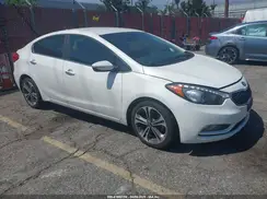 KNAFX4A83G5483477 2016 KIA FORTE