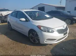 KNAFX4A83G5575818 2016 KIA FORTE