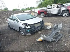 KNAFX4A84G5472729 2016 KIA FORTE