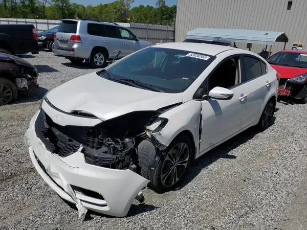 KNAFX4A84G5473752 2016 KIA FORTE - Image 1