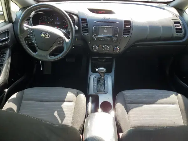 KNAFX4A84G5481446 2016 KIA FORTE - Image 8