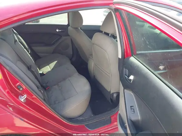 KNAFX4A84G5544951 2016 KIA FORTE - Image 8