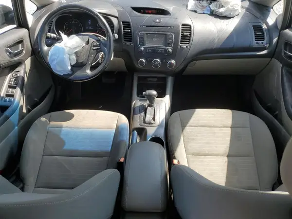KNAFX4A84G5545274 2016 KIA FORTE - Image 8
