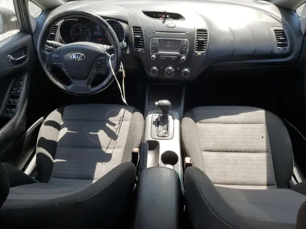 KNAFX4A85G5449976 2016 KIA FORTE - Image 8
