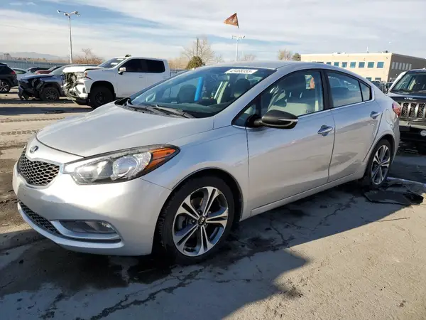 KNAFX4A85G5463134 2016 KIA FORTE - Image 1