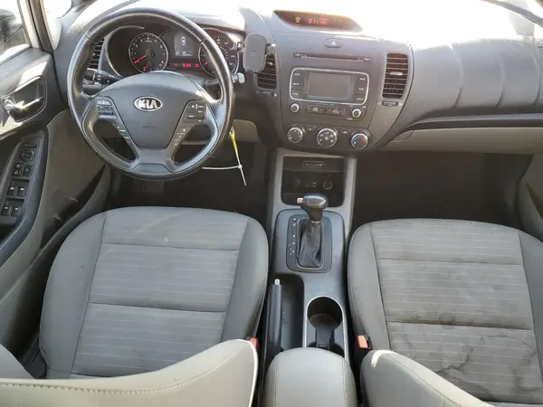 KNAFX4A85G5463134 2016 KIA FORTE - Image 5