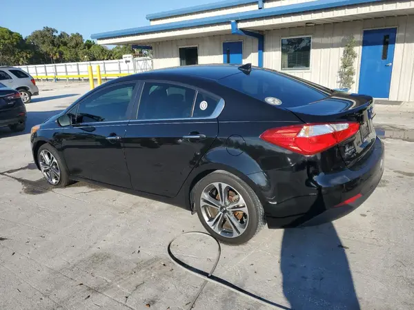 KNAFX4A85G5480581 2016 KIA FORTE - Image 2