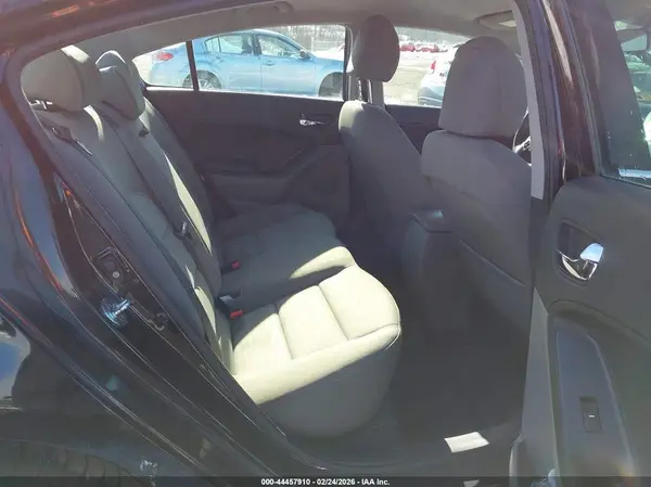 KNAFX4A85G5506029 2016 KIA FORTE - Image 8