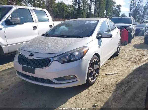 KNAFX4A85G5545462 2016 KIA FORTE - Image 2