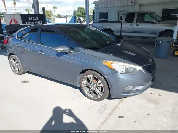 KNAFX4A86G5480041 2016 KIA FORTE - Image 1