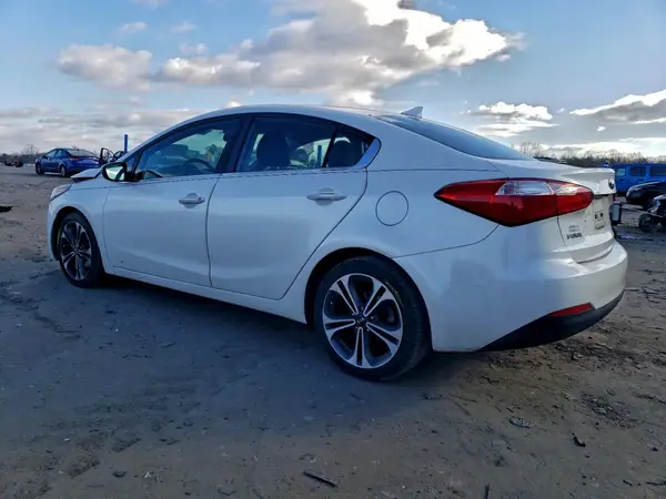 KNAFX4A86G5491153 2016 KIA FORTE - Image 2