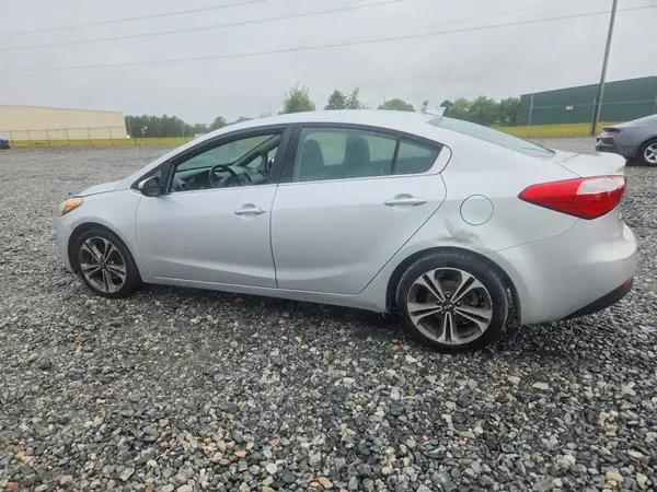 KNAFX4A86G5505388 2016 KIA FORTE - Image 2