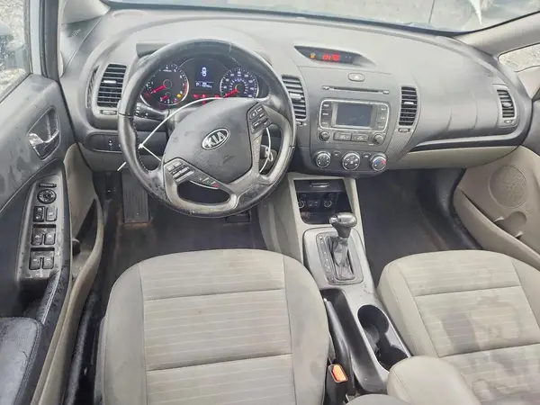 KNAFX4A86G5505388 2016 KIA FORTE - Image 8