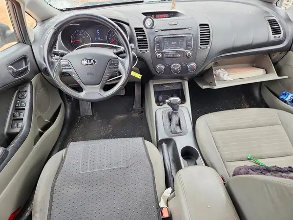 KNAFX4A86G5521980 2016 KIA FORTE - Image 8