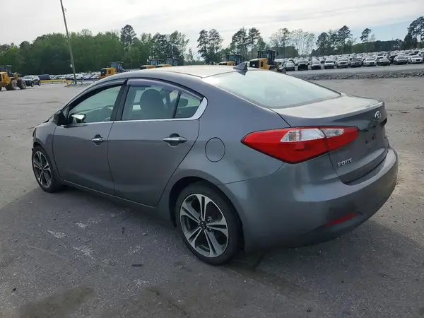 KNAFX4A86G5529108 2016 KIA FORTE - Image 2