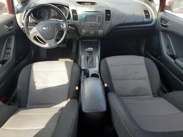 KNAFX4A86G5575683 2016 KIA FORTE - Image 8