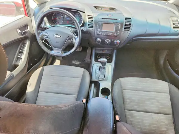 KNAFX4A86G5613686 2016 KIA FORTE - Image 8