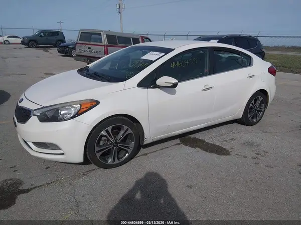 KNAFX4A87G5451468 2016 KIA FORTE - Image 2