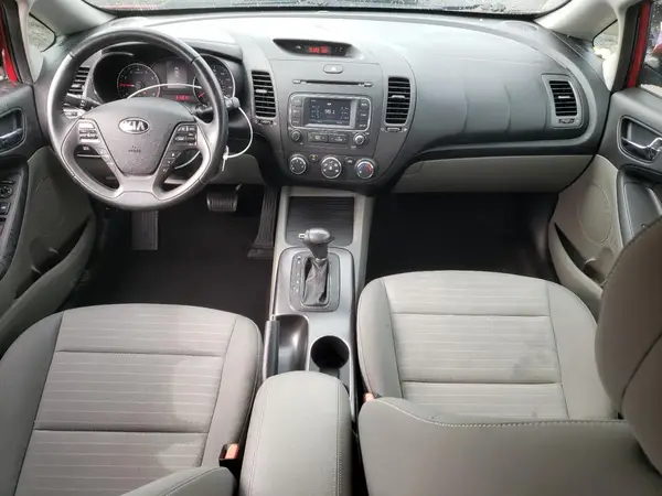 KNAFX4A87G5544944 2016 KIA FORTE - Image 8
