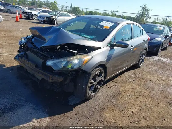 KNAFX4A88G5455237 2016 KIA FORTE - Image 2