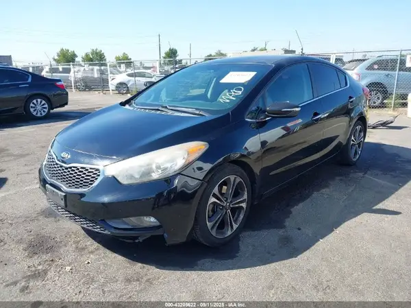 KNAFX4A88G5464486 2016 KIA FORTE - Image 2