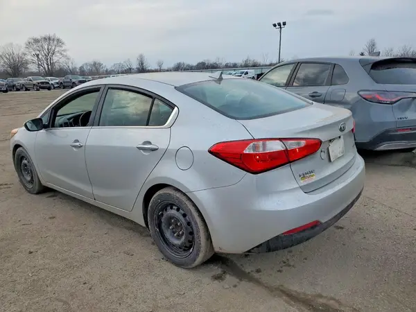 KNAFX4A88G5475164 2016 KIA FORTE - Image 2