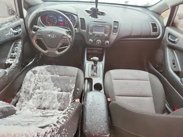 KNAFX4A88G5489467 2016 KIA FORTE - Image 8