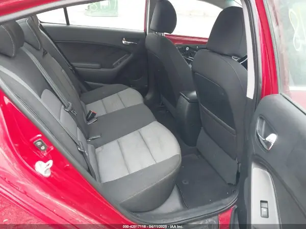 KNAFX4A88G5490716 2016 KIA FORTE - Image 8