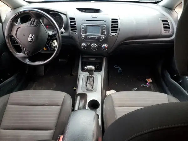KNAFX4A88G5490828 2016 KIA FORTE - Image 8