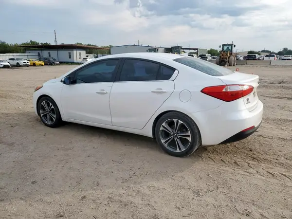 KNAFX4A88G5490991 2016 KIA FORTE - Image 2