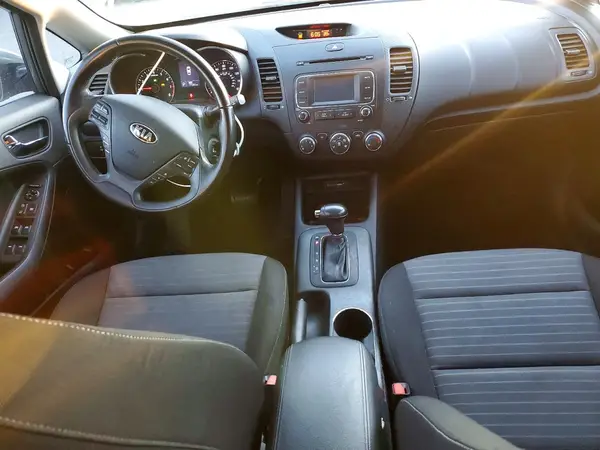 KNAFX4A88G5549554 2016 KIA FORTE - Image 8