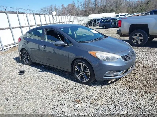 KNAFX4A88G5552325 2016 KIA FORTE - Image 1