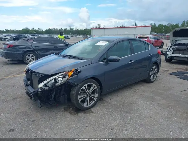 KNAFX4A88G5553023 2016 KIA FORTE - Image 2