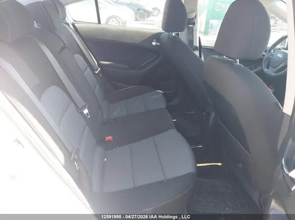 KNAFX4A89G5453920 2016 KIA FORTE - Image 8