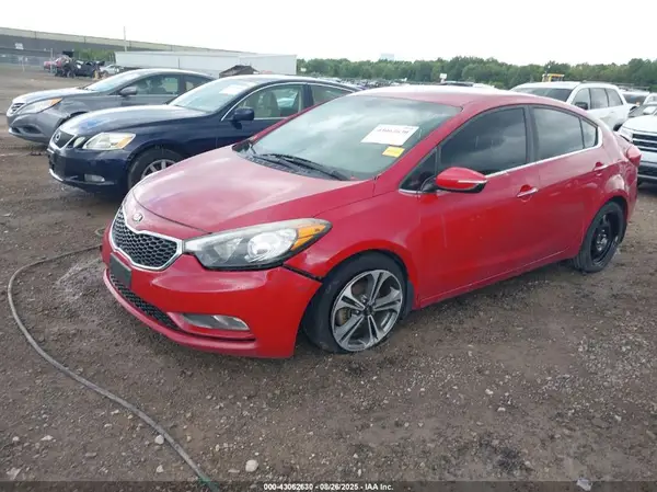 KNAFX4A89G5480082 2016 KIA FORTE - Image 2