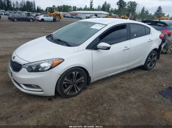 KNAFX4A89G5480745 2016 KIA FORTE - Image 2