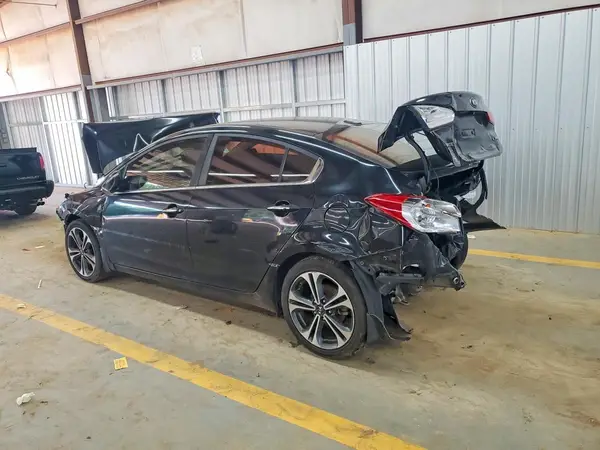 KNAFX4A89G5518149 2016 KIA FORTE - Image 2