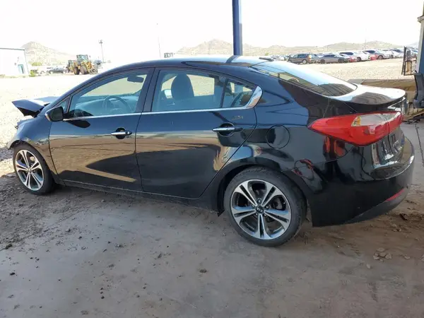 KNAFX4A89G5524887 2016 KIA FORTE - Image 2