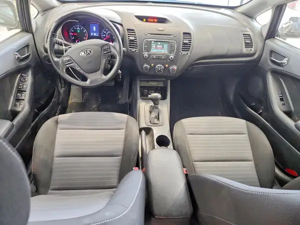 KNAFX4A8XG5549457 2016 KIA FORTE - Image 8