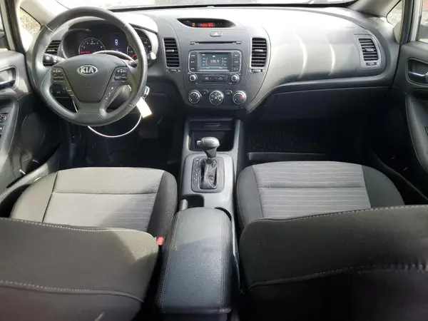 KNAFX5A80G5491302 2016 KIA FORTE - Image 8